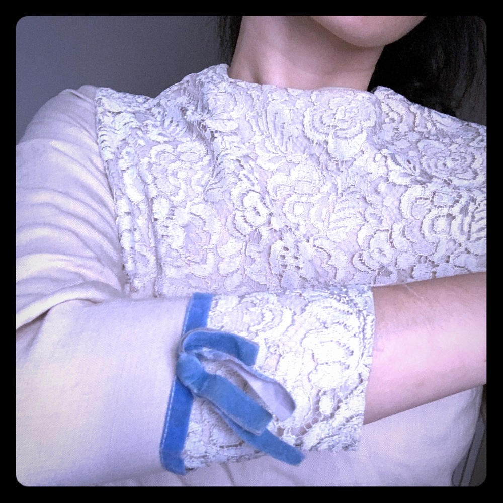 Unique Vintage Bodycon lace dress